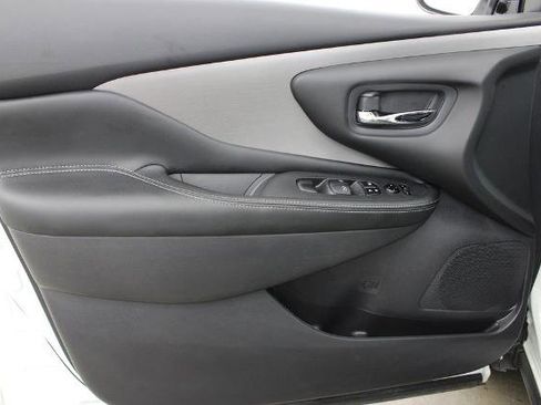 Certified 2024 Nissan Murano SV FWD image 15