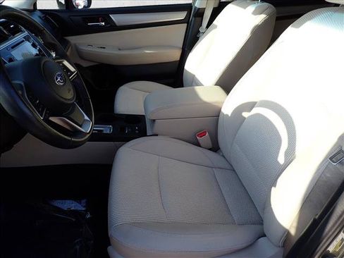 Used 2019 Subaru Outback 2.5i Premium AWD/4WD image 13