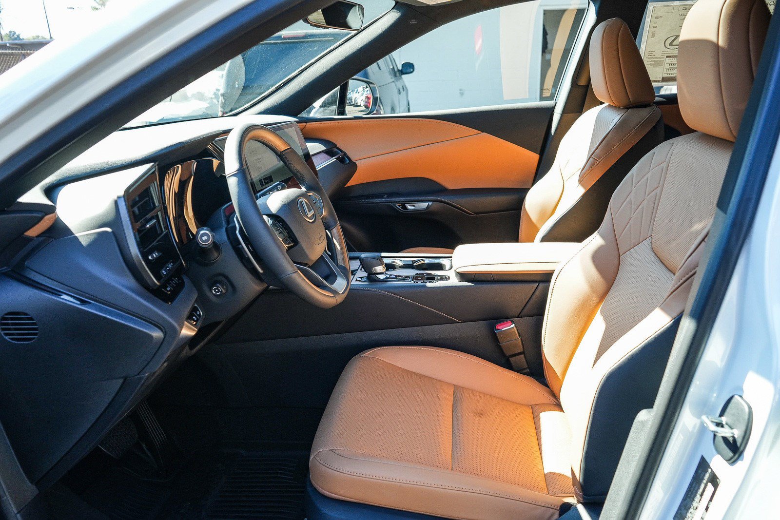 New 2026 Lexus RX 350h AWD/4WD image 17