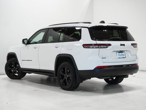 Certified 2024 Jeep Grand Cherokee L Altitude image 5