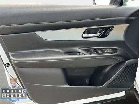 Used 2025 Nissan Murano SL AWD/4WD image 16
