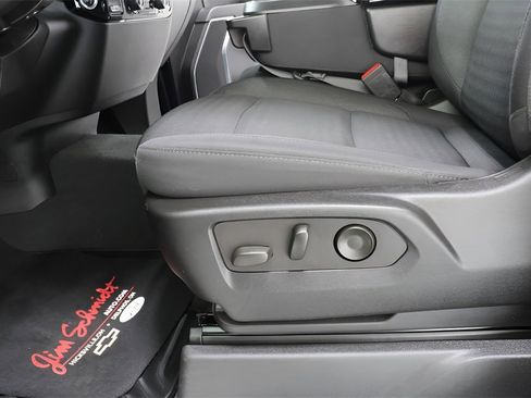 Used 2022 Chevrolet Silverado 1500 LT image 19