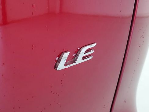 Used 2026 Toyota Corolla Cross LE FWD image 10