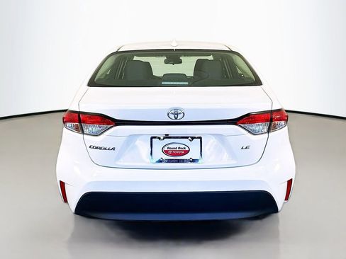 Used 2024 Toyota Corolla LE image 6