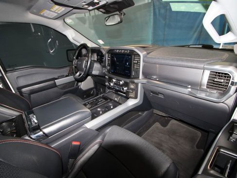 Used 2021 Ford F150 Lariat image 26