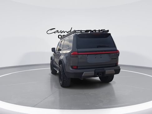 Used 2024 Lexus GX 550 image 7