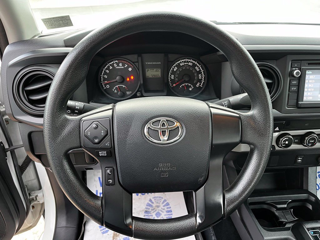 Used 2017 Toyota Tacoma SR AWD/4WD image 10