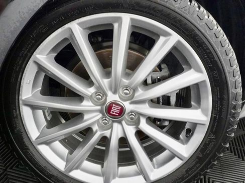 Used 2017 FIAT 124 Spider Lusso RWD image 3