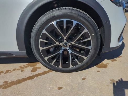 Used 2025 Mercedes-Benz E 450 4MATIC All-Terrain Wagon image 9