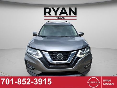 Used 2018 Nissan Rogue SL w/ Premium Package AWD/4WD image 1