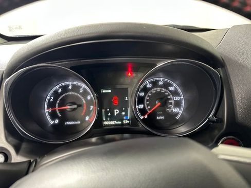 Used 2024 Mitsubishi Outlander Sport Ralliart image 17