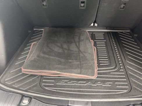 Used 2023 Ford Escape ST-Line Select w/ Tech Pack #1 image 9