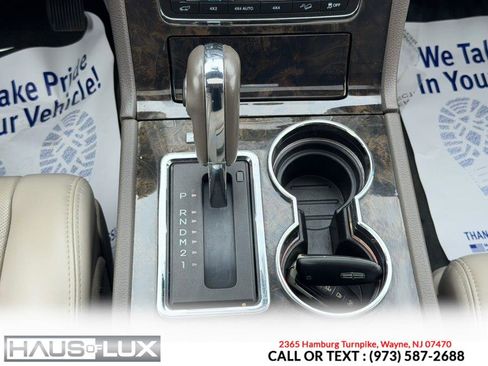 Used 2017 Lincoln Navigator Select image 40
