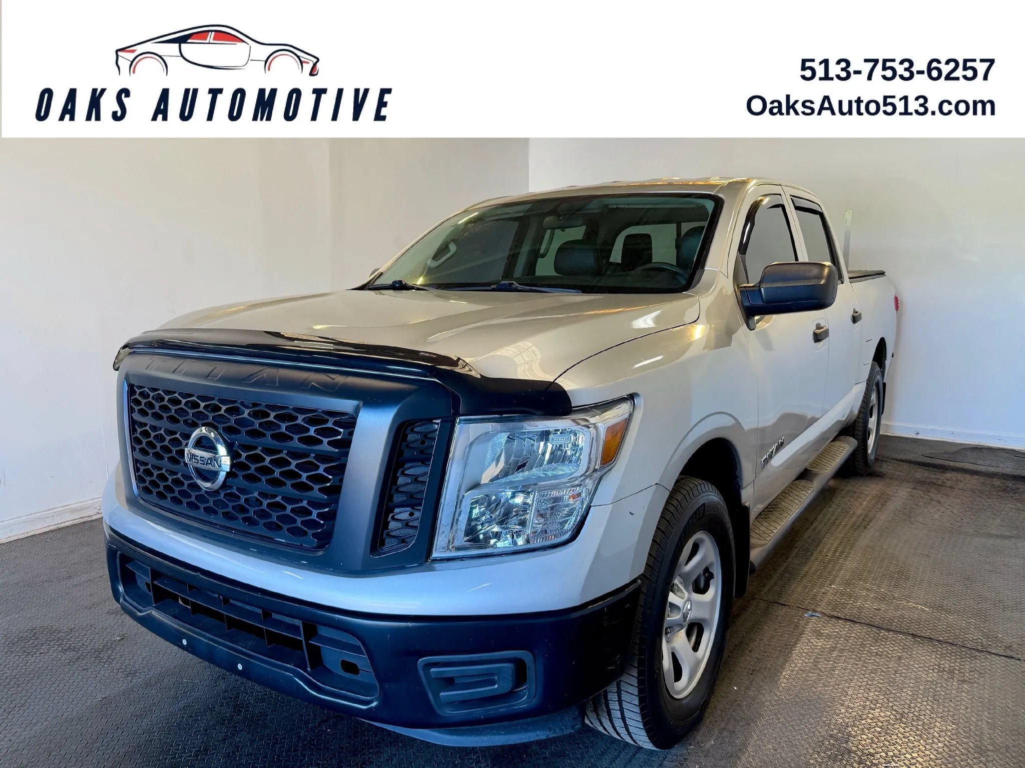Used 2017 Nissan Titan S AWD/4WD image 1