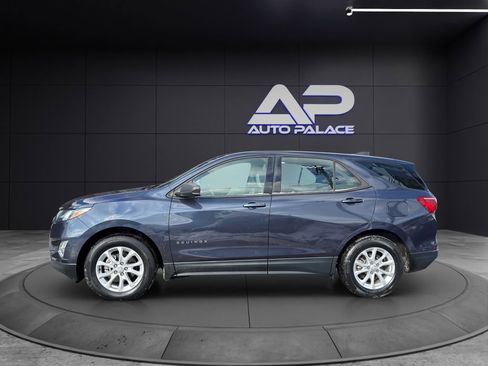 Used 2018 Chevrolet Equinox LS image 7