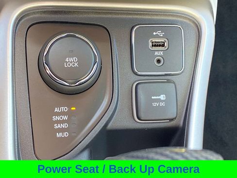 Certified 2018 Jeep Compass Latitude image 14