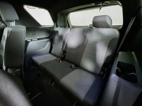 Used 2023 Chevrolet Traverse LT AWD/4WD image 33