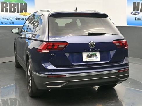 Used 2022 Volkswagen Tiguan SE image 4
