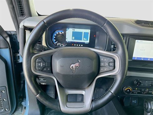 Used 2023 Ford Bronco Badlands w/ Sasquatch Package image 11