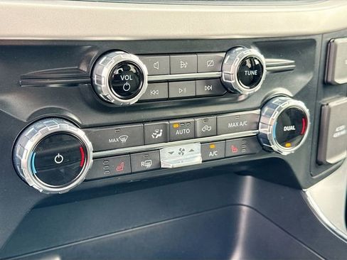 Certified 2022 Ford F150 XLT w/ Equipment Group 302A High image 17