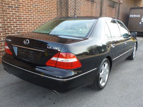Used 2004 Lexus LS 430 image 14