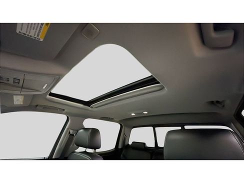 Used 2018 GMC Sierra 1500 SLT image 15