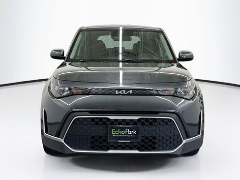 Used 2025 Kia Soul LX w/ LX Technology Package FWD image 2