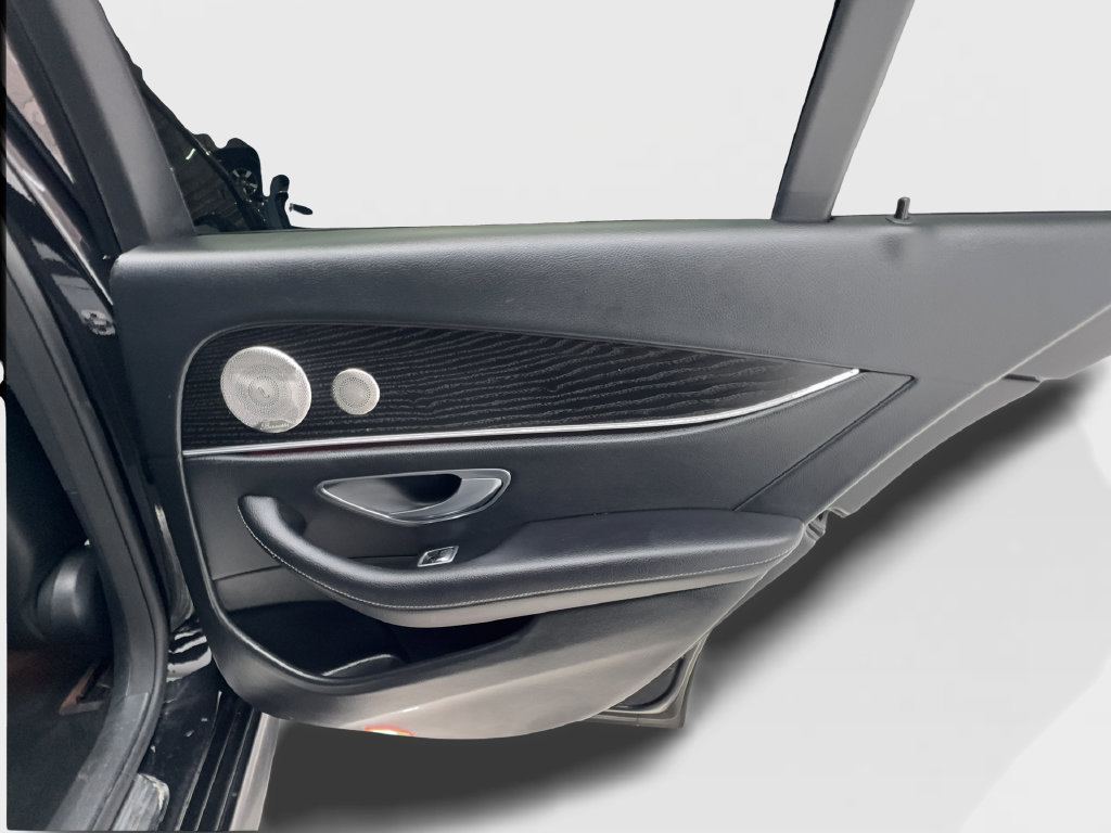 Used 2022 Mercedes-Benz E 350 Sedan image 32