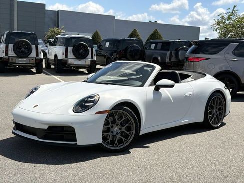 Used 2025 Porsche 911 Carrera RWD image 2
