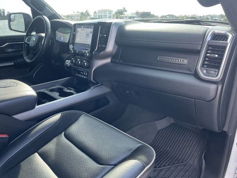 Used 2022 RAM 1500 Laramie image 7