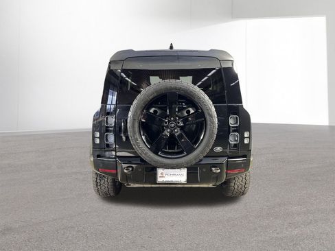 Used 2022 Land Rover Defender 90 X AWD/4WD image 30