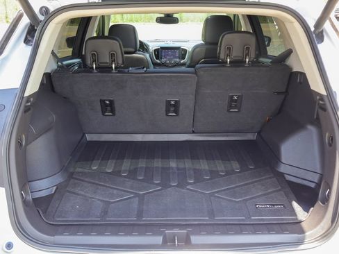 Used 2019 GMC Terrain Denali w/ Advanced Safety Package FWD image 28
