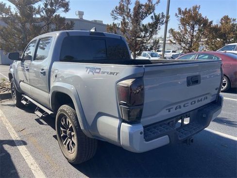 Used 2021 Toyota Tacoma TRD Sport image 6