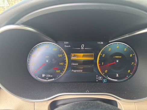 Used 2022 Mercedes-Benz GLC 300 w/ Premium Package Lite image 47