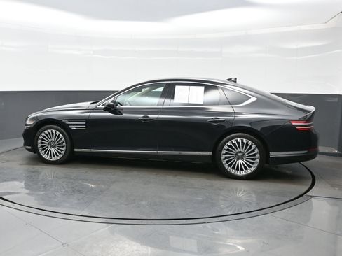 Certified 2023 Genesis G80 image 3