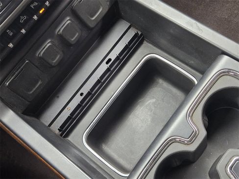 Used 2019 Chevrolet Silverado 2500 High Country w/ Duramax Plus Package image 20