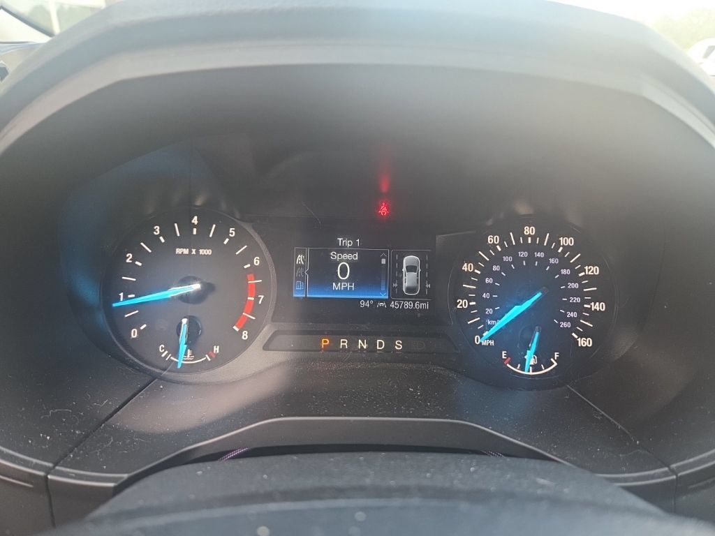 Used 2020 Ford Edge SE FWD image 25