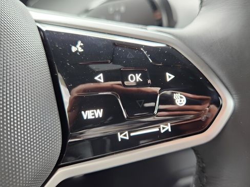 New 2025 Volkswagen ID. Buzz Pro S image 15