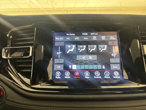 Used 2024 Dodge Durango SXT w/ SXT Blacktop Group image 38