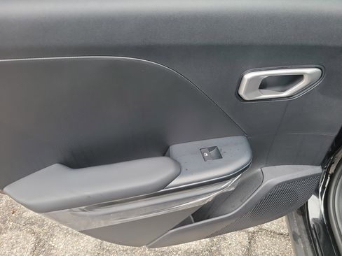 New 2026 Kia K4 LXS FWD image 13