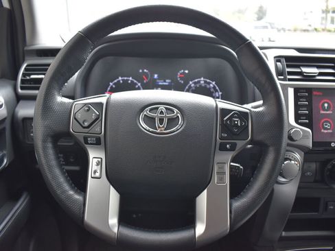 Used 2024 Toyota 4Runner SR5 Premium w/ Moonroof Package AWD/4WD image 9