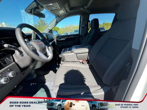 New 2026 GMC Sierra 1500 Elevation image 10