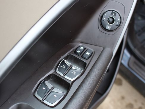 Used 2017 Hyundai Santa Fe Sport image 12