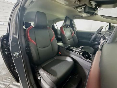 New 2026 Toyota Prius Plug-In Hybrid image 27