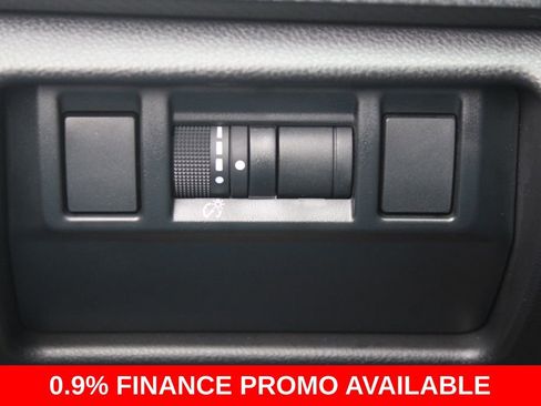 Used 2025 Subaru Crosstrek 2.5i Limited image 12