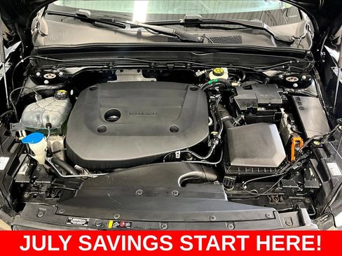 Used 2023 Volvo XC40 B5 Ultimate AWD/4WD image 36