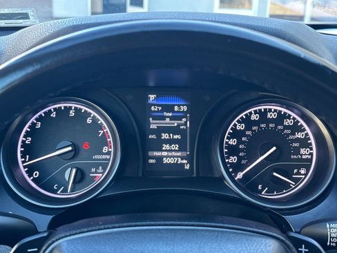 Used 2024 Toyota Camry SE image 21