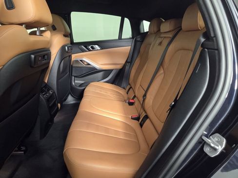 Used 2022 BMW X6 xDrive40i w/ M Sport Package AWD/4WD image 24