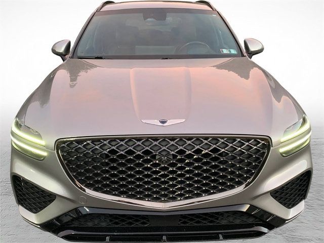 Used 2022 Genesis GV70 3.5T Sport w/ Sport Prestige Package AWD/4WD image 7