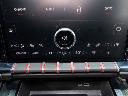 Used 2025 GMC Yukon AT4 w/ Premium Trailering Package image 26